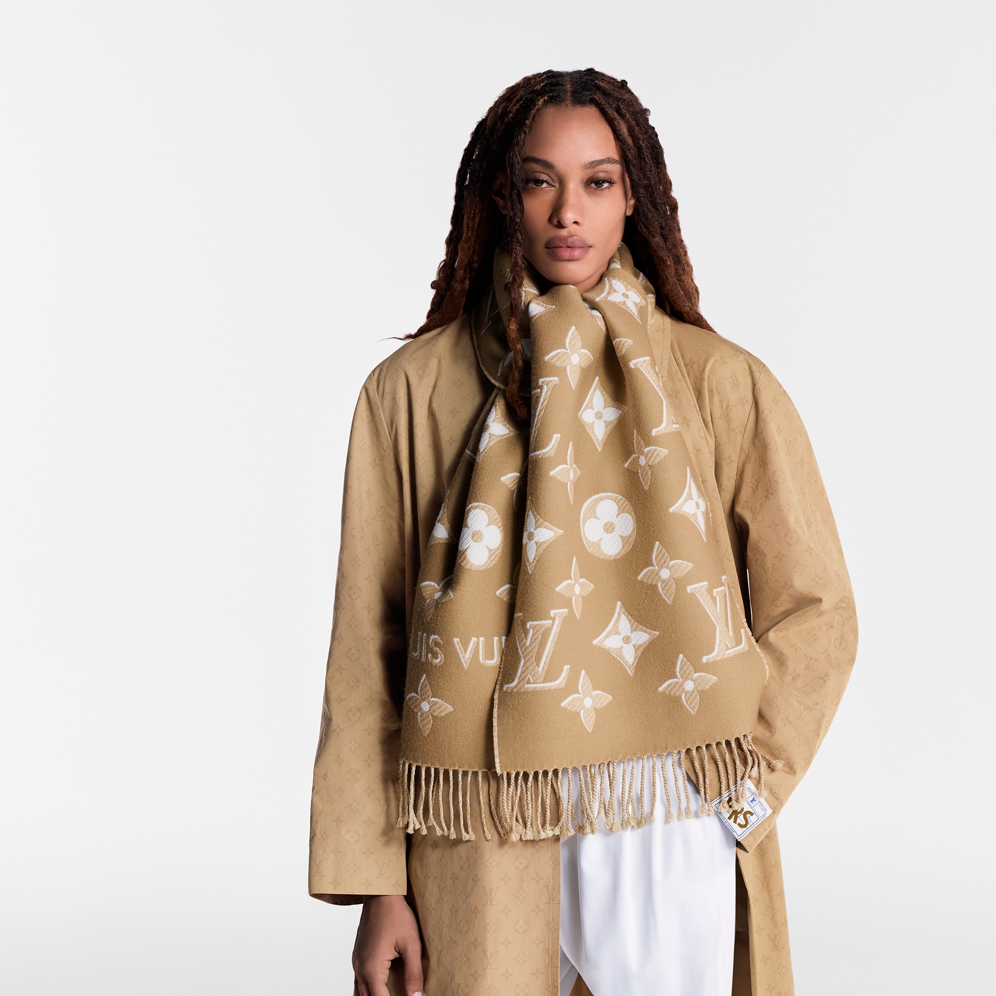 LV Essential Shine Scarf - Beige Scarf - M78160 | Louis Vuitton